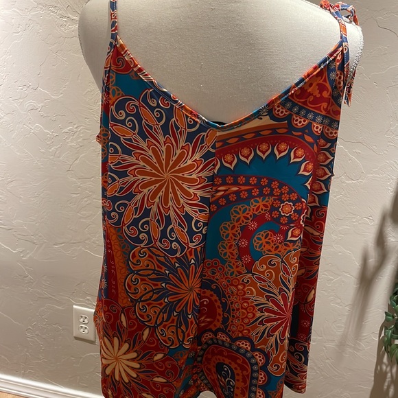 Love u dear spaghetti strap top Xl - Picture 2 of 3